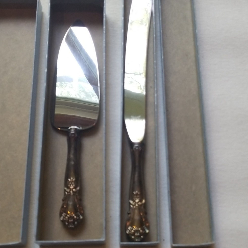 VINTAGE NWB SERVING SET